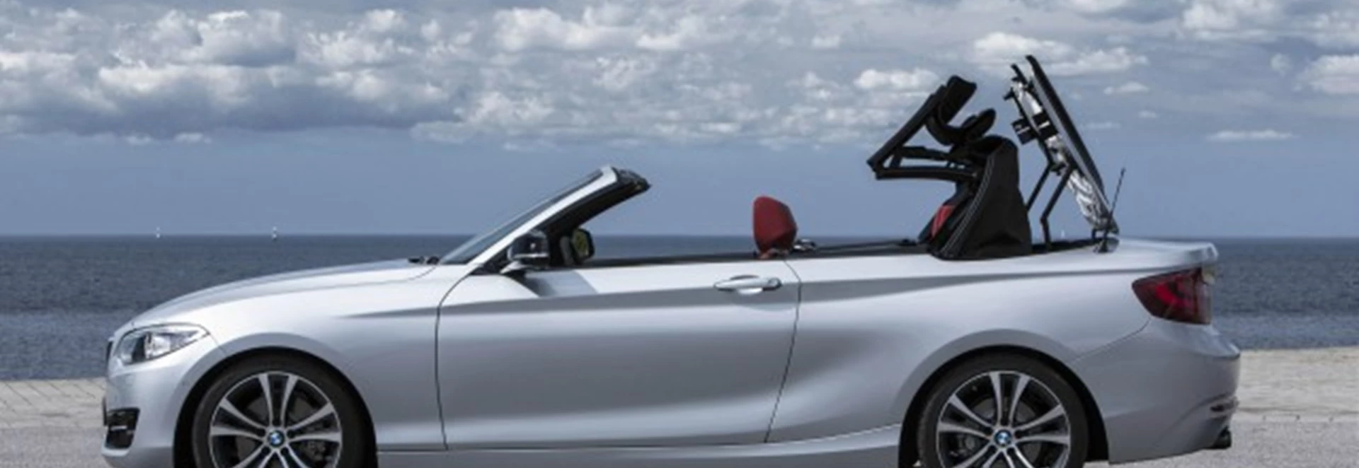 What different kinds of convertible roof exist? 